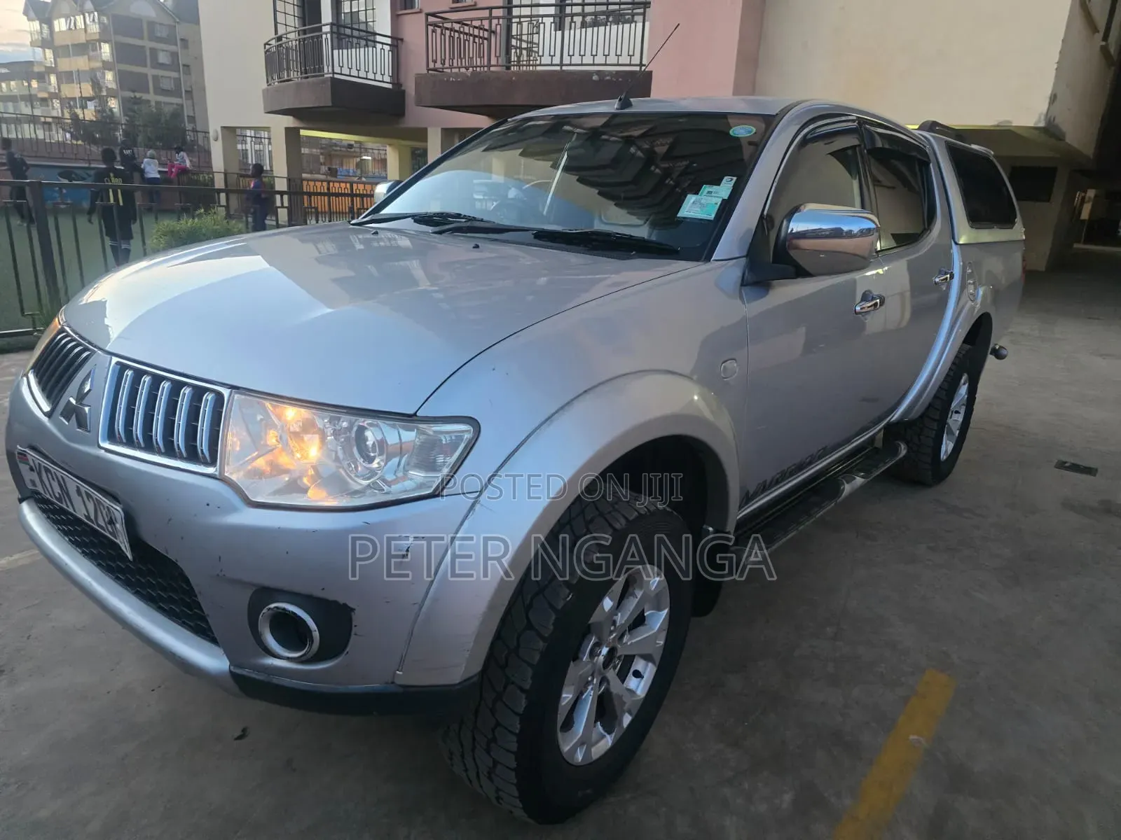 Mitsubishi L200 Double Cab 2.5 136hp 4WD 2013 Silver