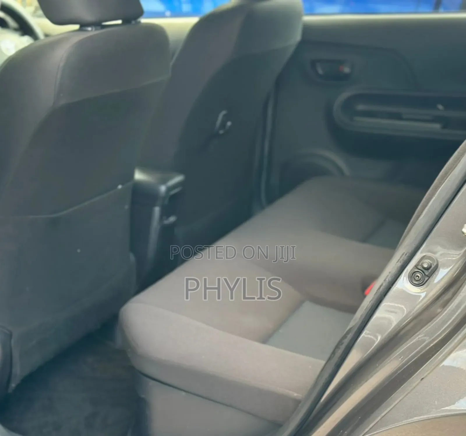 Toyota Aqua 2019 Gray