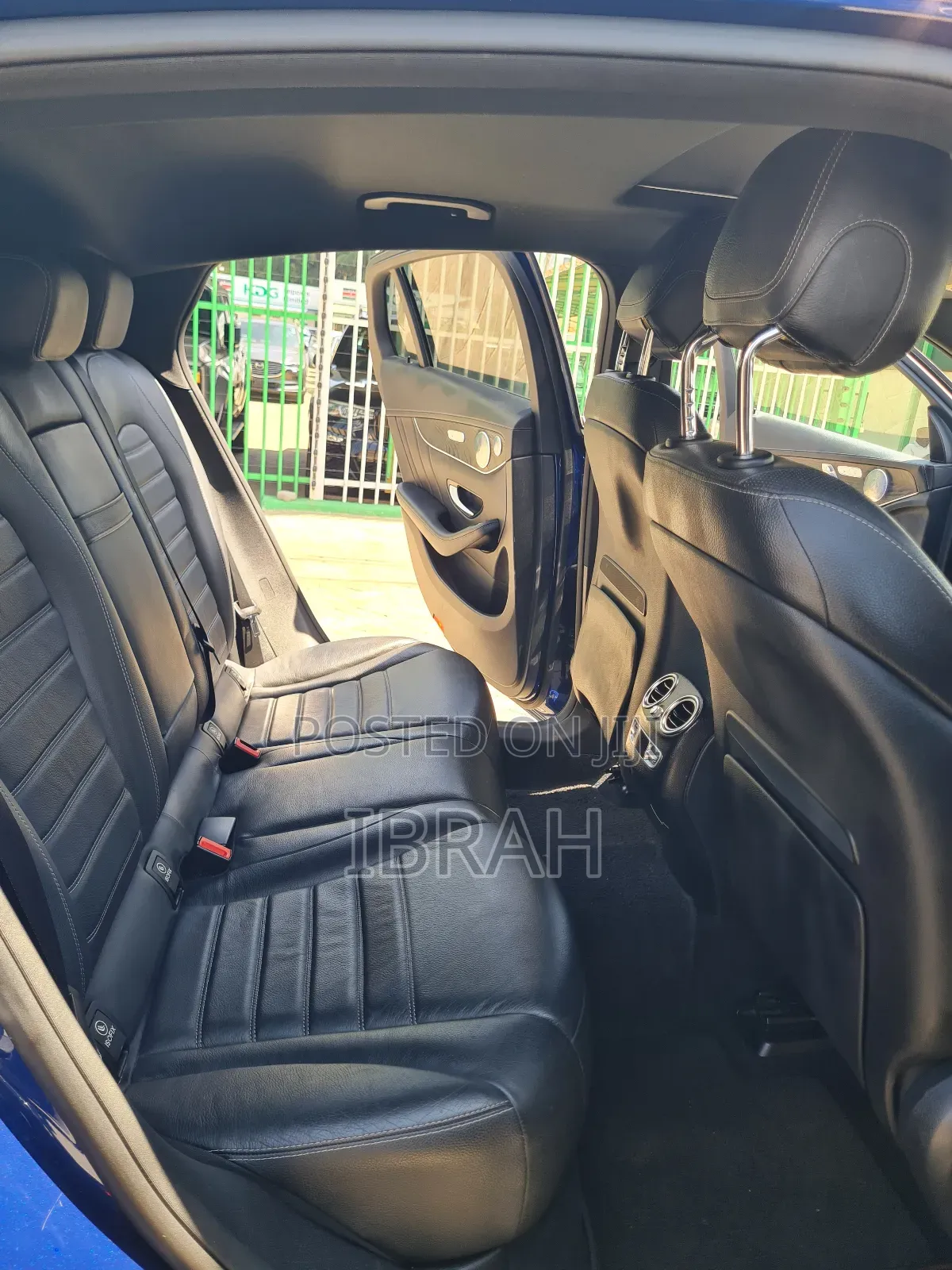 Mercedes-Benz GLC-Class 2019 Blue