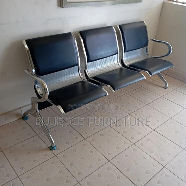 3link Bench Waiting Chair - main view