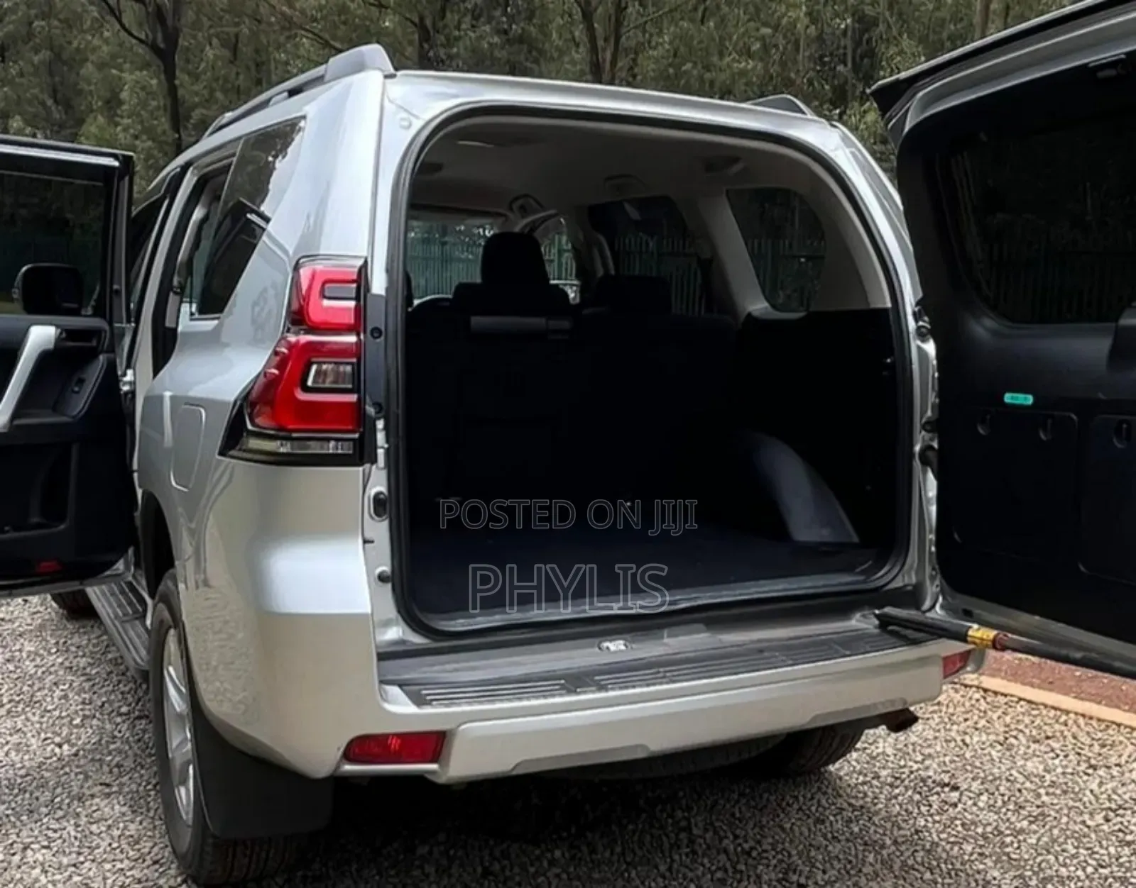 Toyota Land Cruiser Prado 2.8 2019 Silver