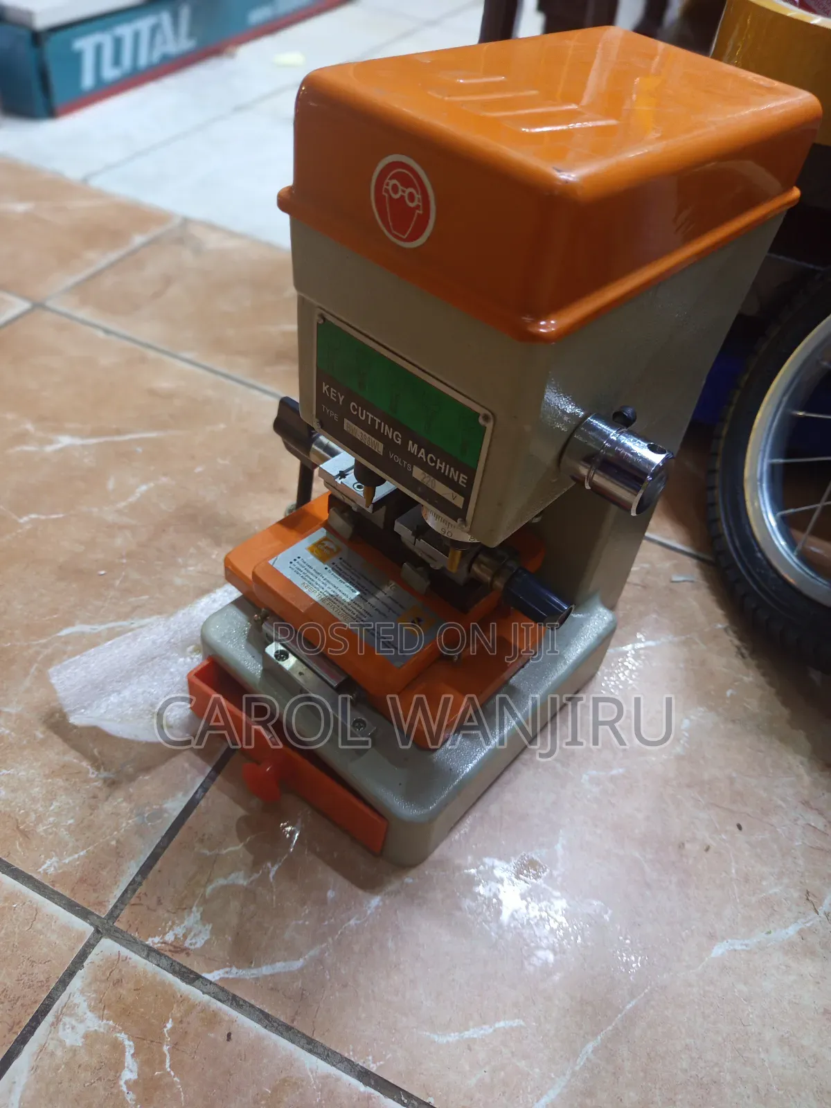 Commercial Key Cutting Machine/Key Cutting Machine