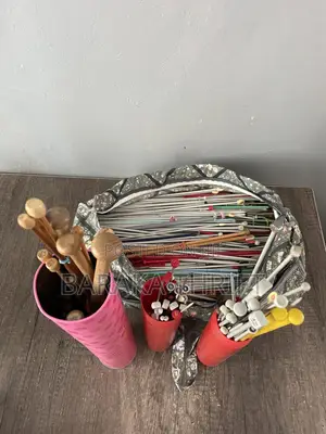 Assorted Knitting Needles(700+ Pieces)