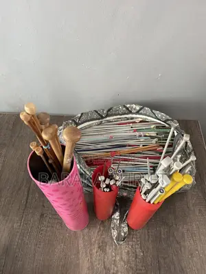 Assorted Knitting Needles(700+ Pieces)