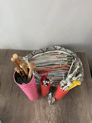 Assorted Knitting Needles(700+ Pieces)