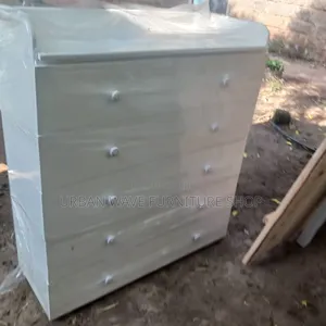 Chifforobe