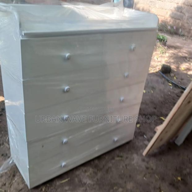 Chifforobe - main view