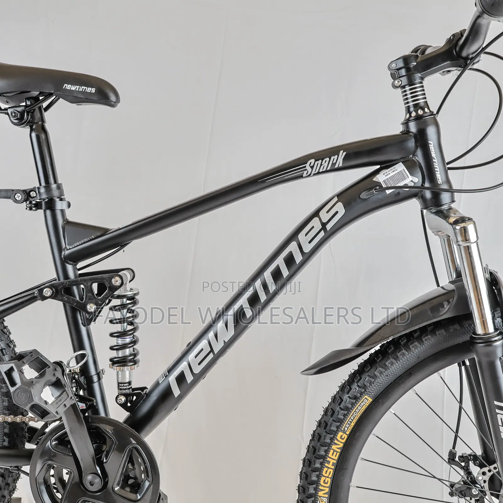 Newtimes Size 26 Dual Suspension Bicycle - All-Terrain Off-Road Bike