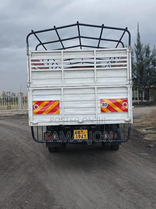 Faw Lorry 2018 White - thumbnail 4
