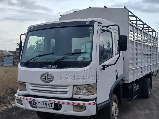 Faw Lorry 2018 White - thumbnail 5