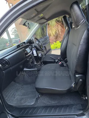 Toyota Hilux 2021 Gray