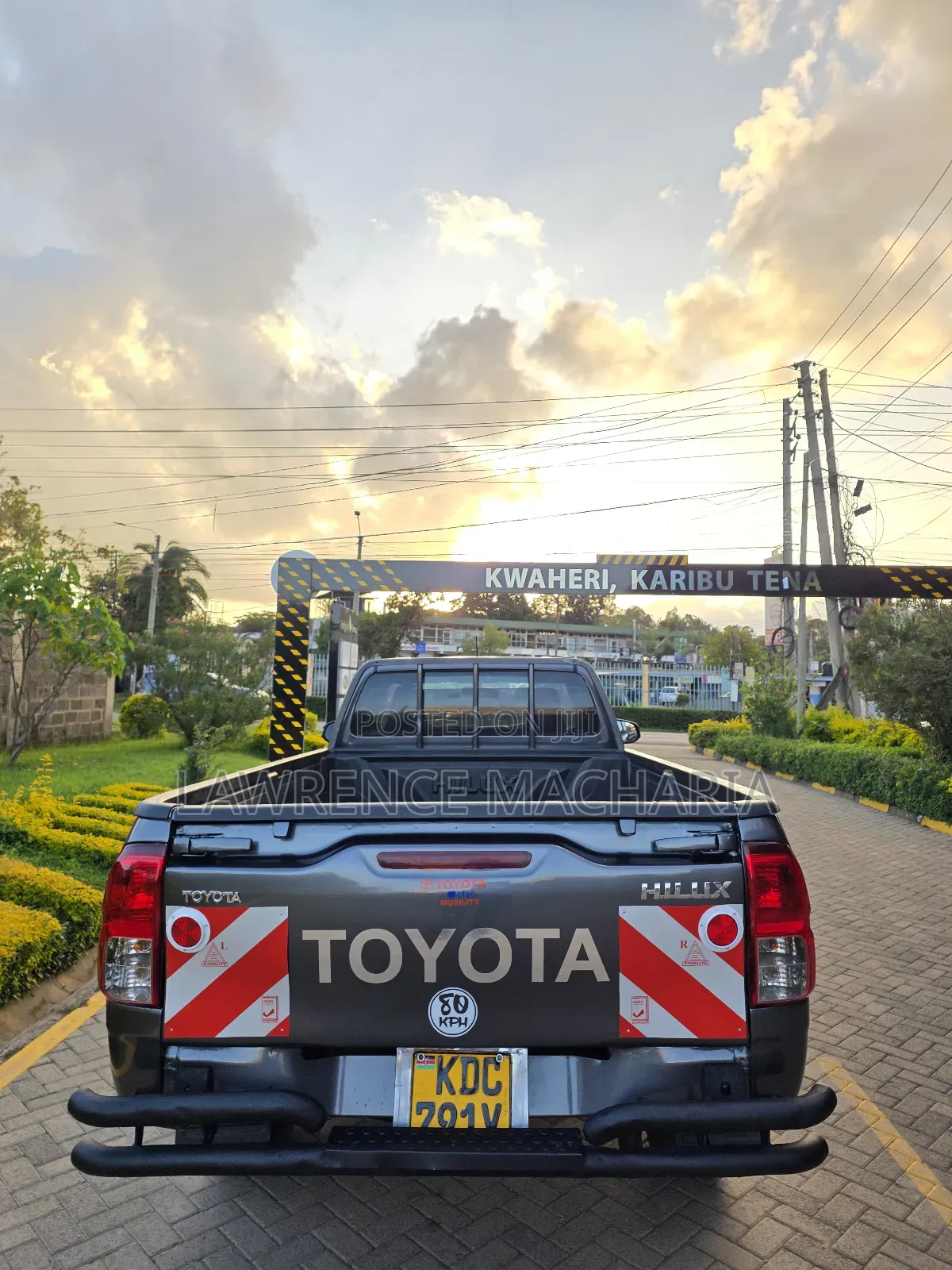 Toyota Hilux 2021 Gray