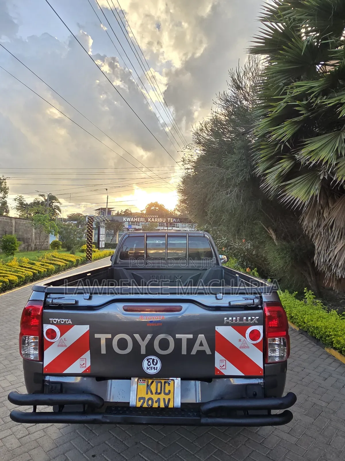 Toyota Hilux 2021 Gray