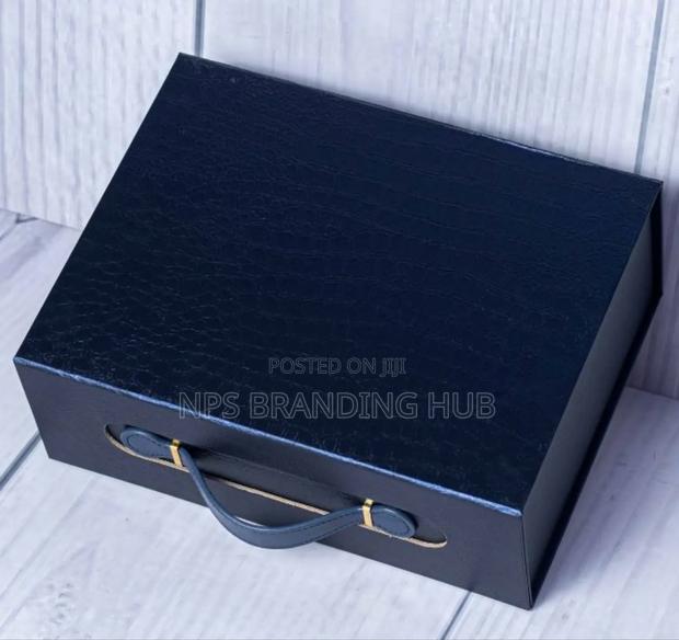 A4 Handle Gift Box. Hub - thumbnail 8
