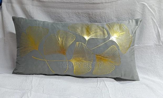 Beautiful Throw Pillows With Writtings - thumbnail 4
