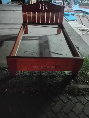 Hardwood Bed 4×6