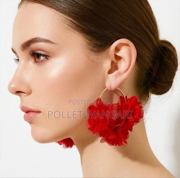 Flower Chunky Earrings - thumbnail 6