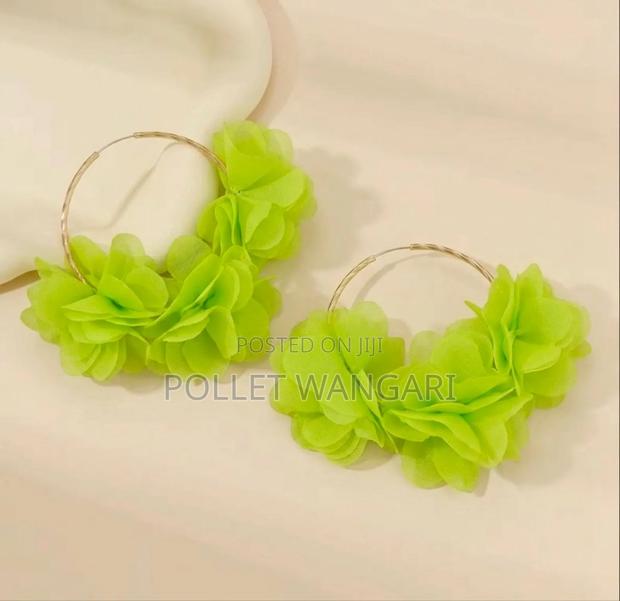 Flower Chunky Earrings - thumbnail 7