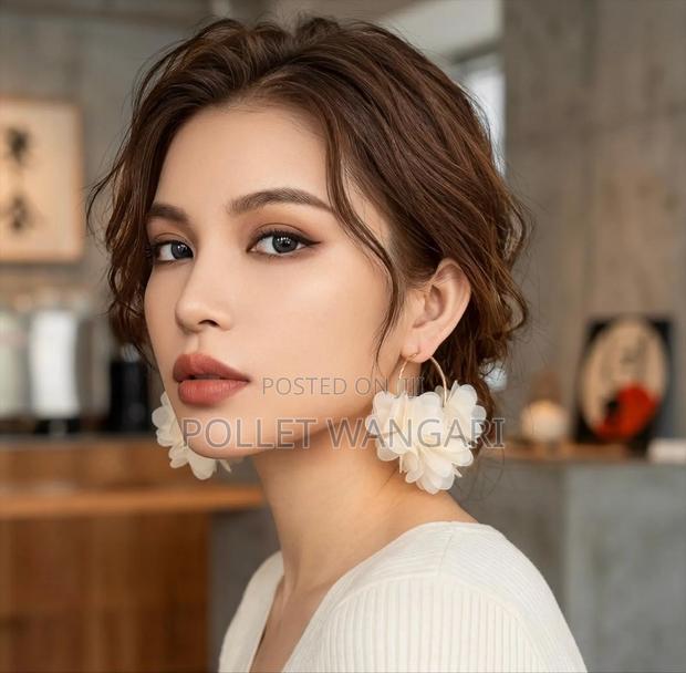 Flower Chunky Earrings