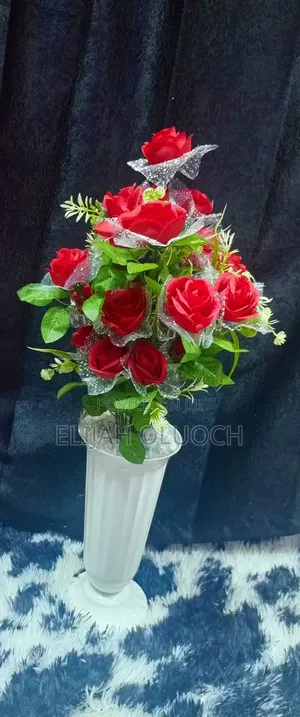 Elegant Artificial Flower Decors