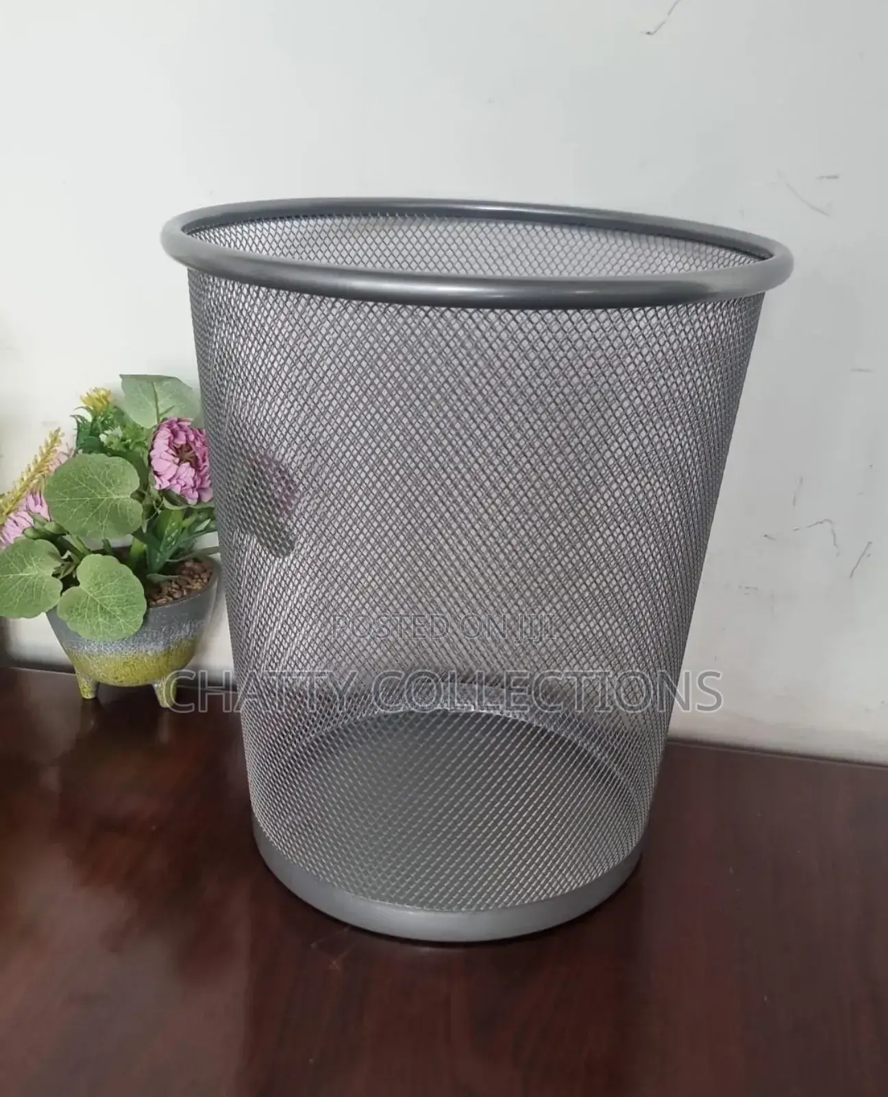 Gray 9 Litres Metallic Mesh Dustbin