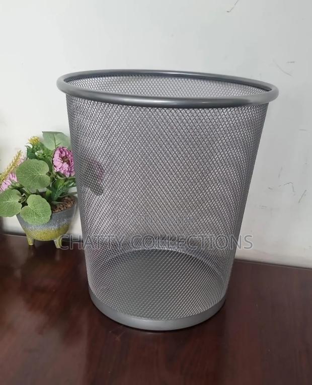 Gray 9 Litres Metallic Mesh Dustbin - thumbnail 2