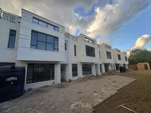 4bdrm Townhouse/Terrace in Ole Polos for sale