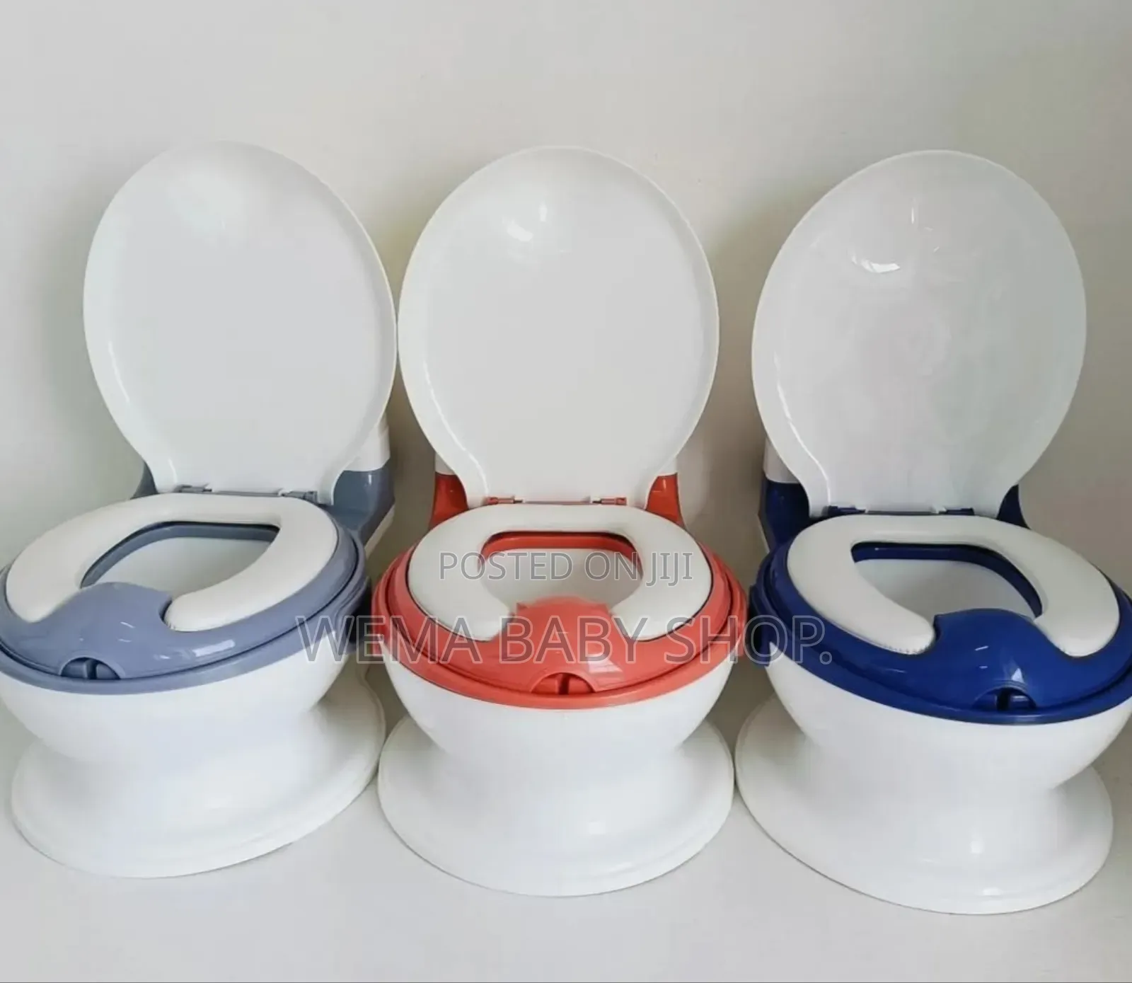 Portable Baby Training Potty/Pretend Toilet