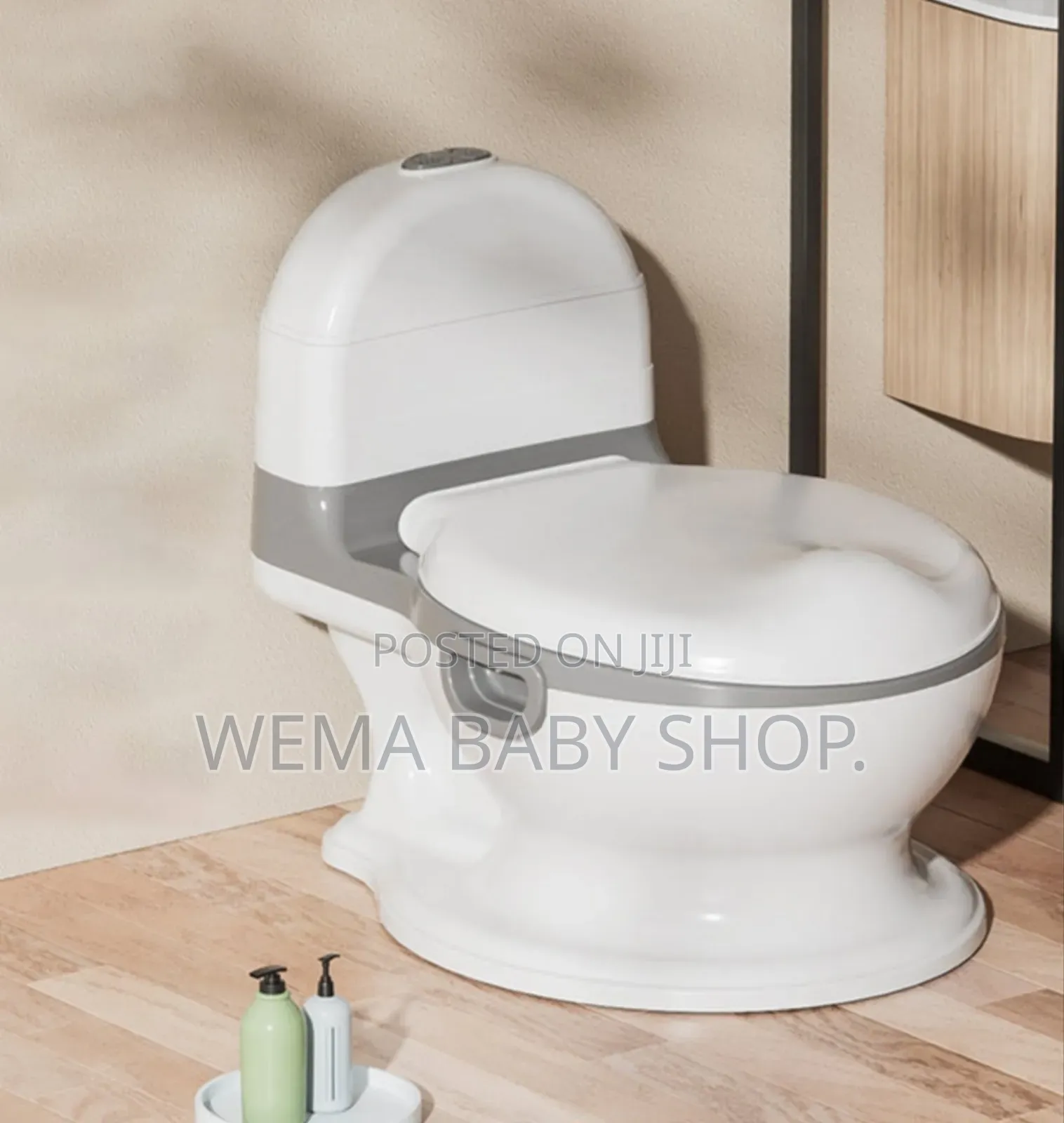 Portable Baby Training Potty/Pretend Toilet