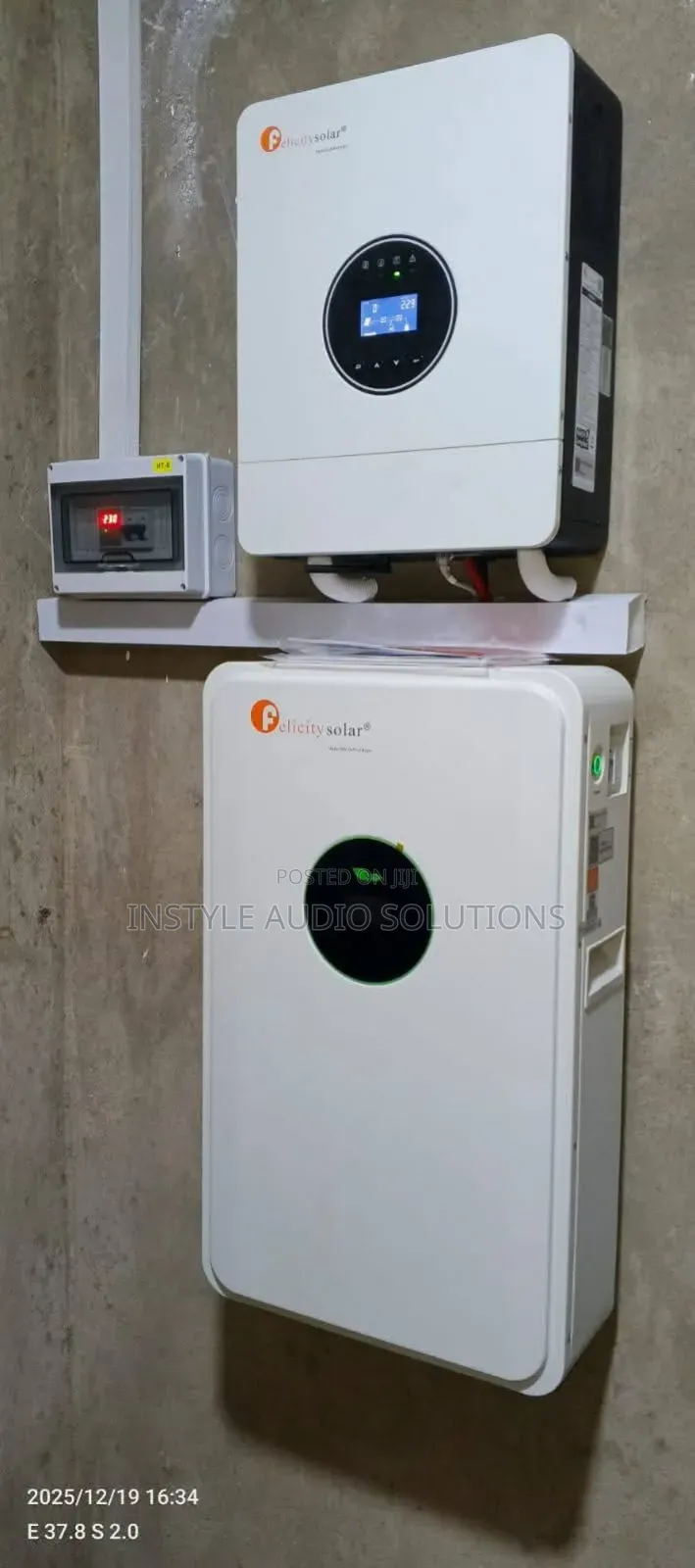 6kva Inverter -5.12kwh Lithium-(6)600w Solar -Installation Transport