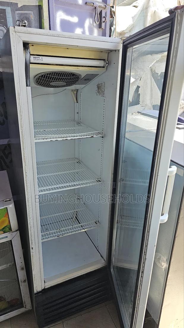 Ramtons 280l Showcase Display Chiller - thumbnail 3