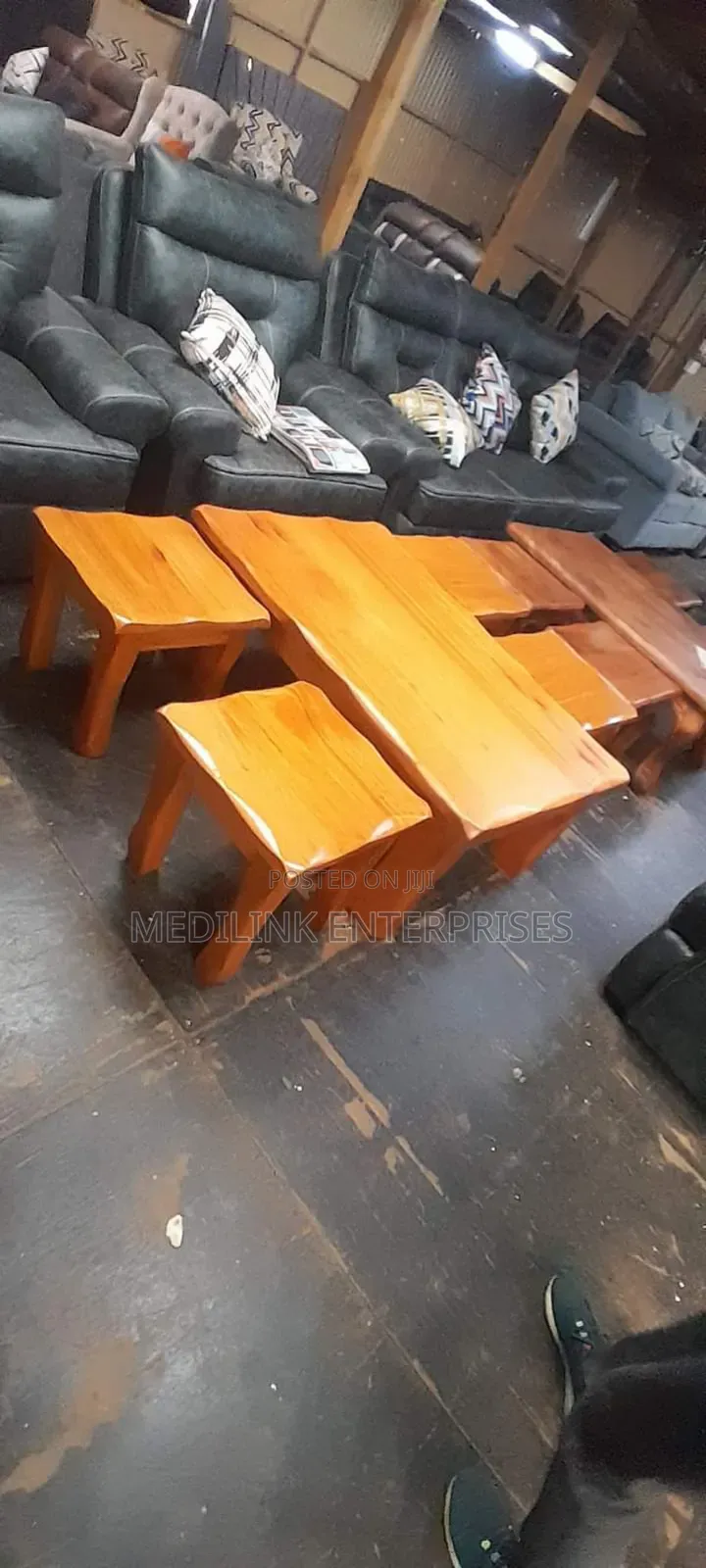 Metz Mahogany Coffee Table Set