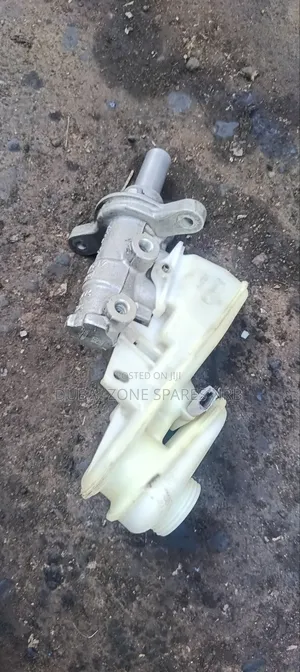 Master Cylinder Ford Ranger, D-Max, Hilux Vigo D-4d.