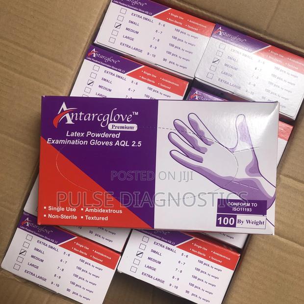 Latex Powdered Examination Gloves - thumbnail 2