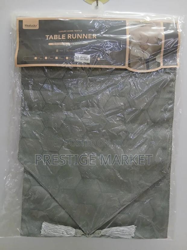 Elegant Table Runners - main view