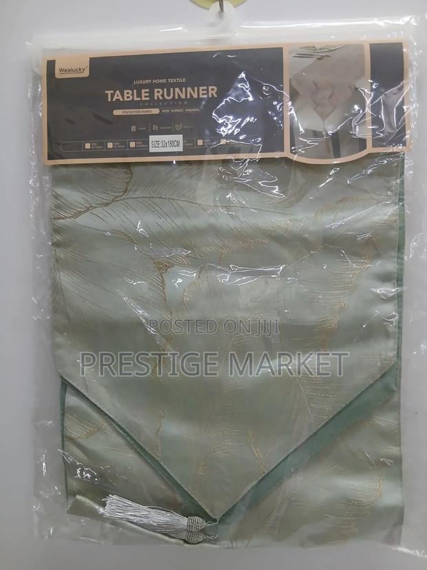 Elegant Table Runners - thumbnail 2