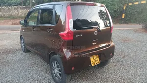 Nissan Dayz 2017 Brown