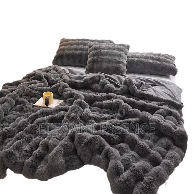 Quality Faux Blanket With Two Throw Pillow Cases - main view