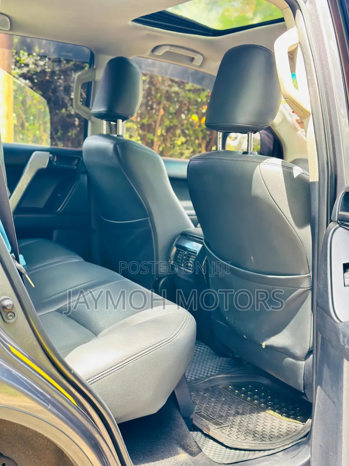 Toyota Land Cruiser Prado 2015 Gray