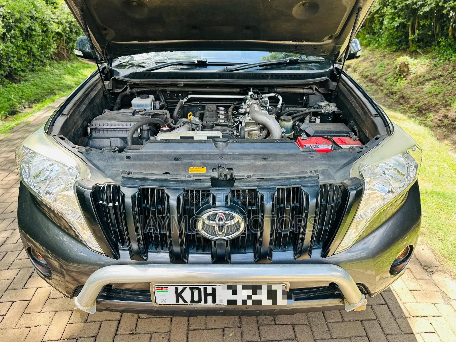 Toyota Land Cruiser Prado 2015 Gray