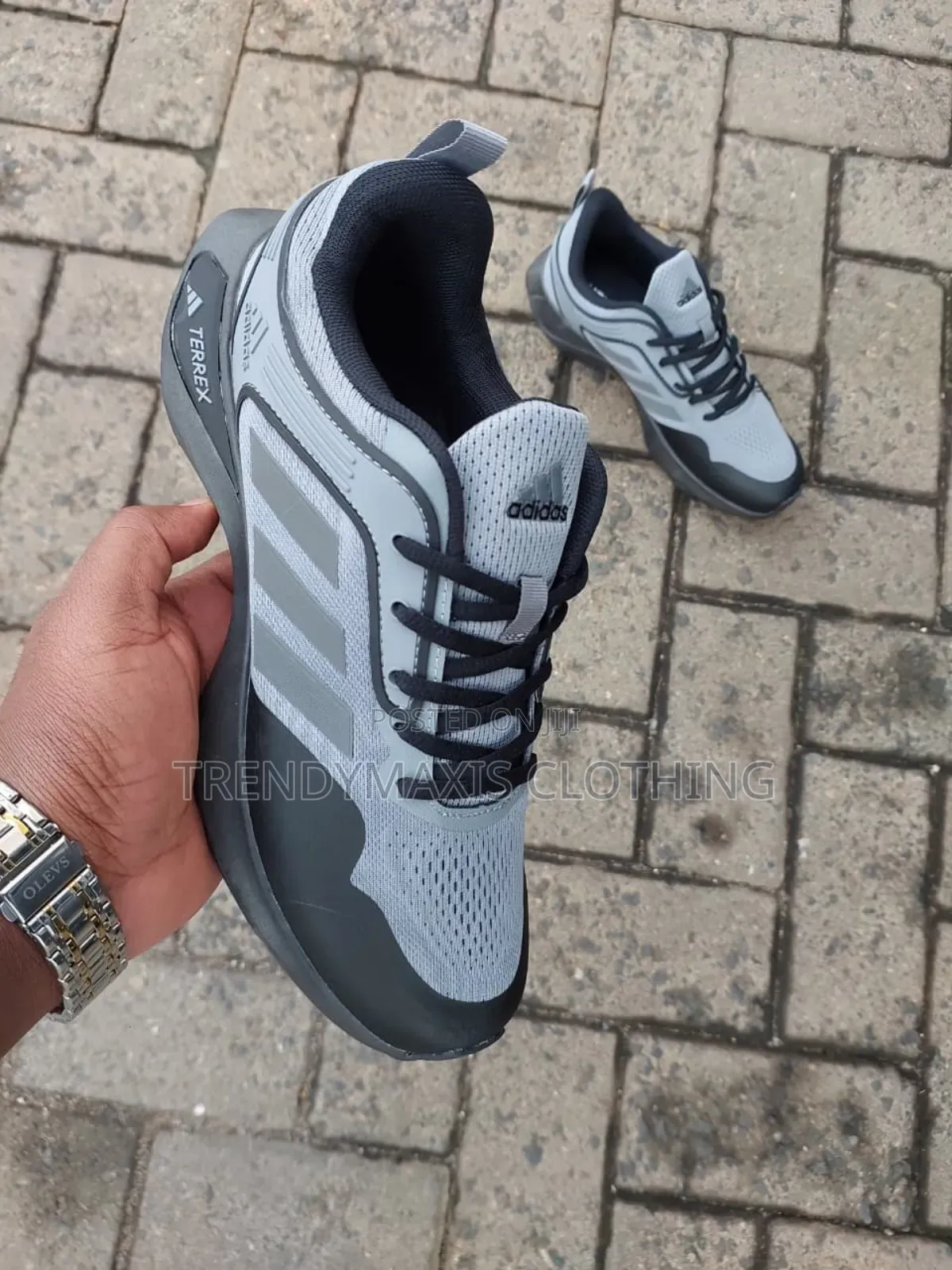 Nike Shox Sneakers