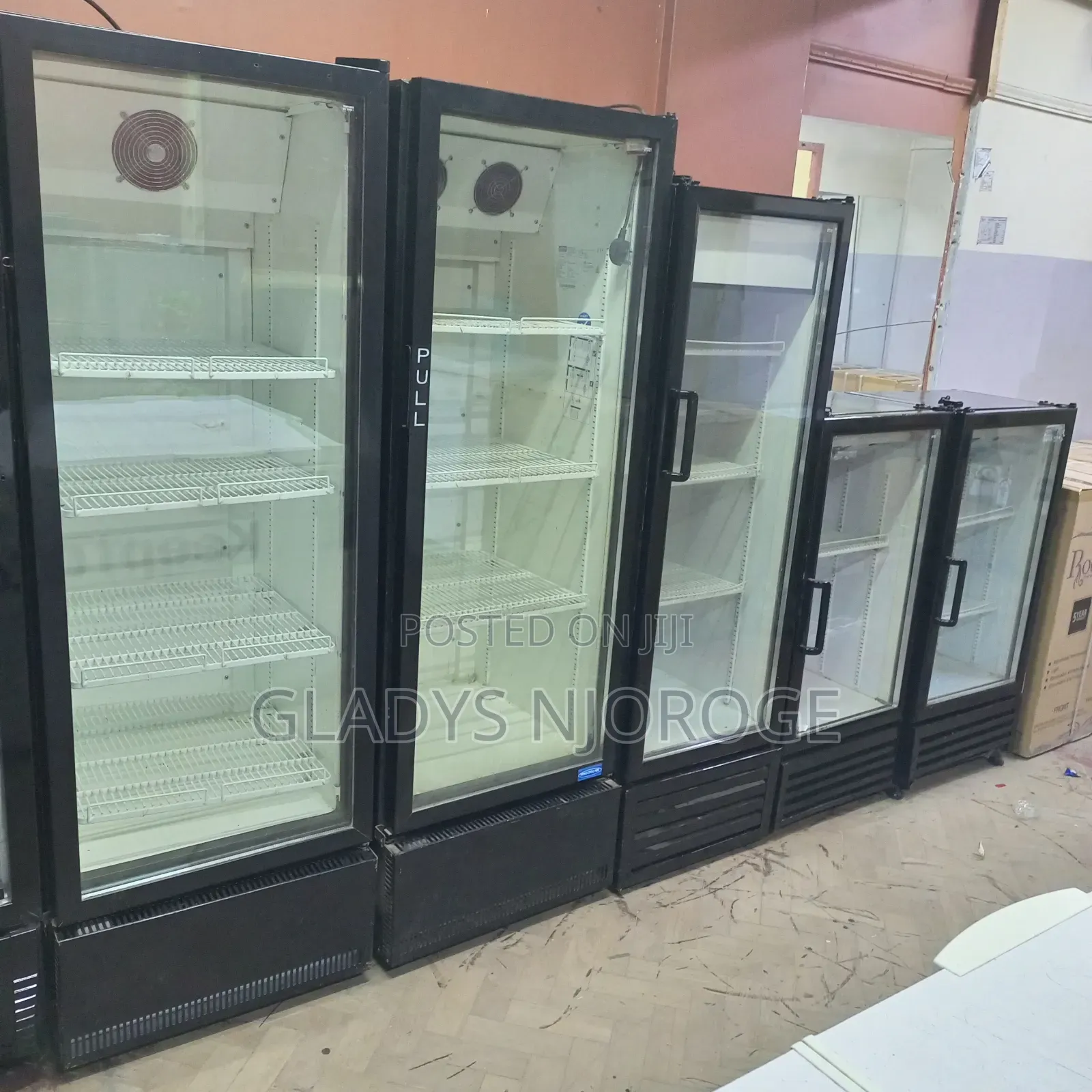 Display Affordable Chiller