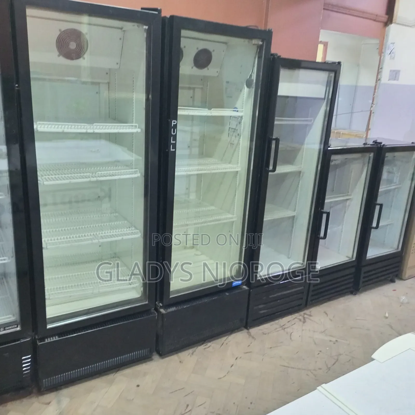 Display Affordable Chiller