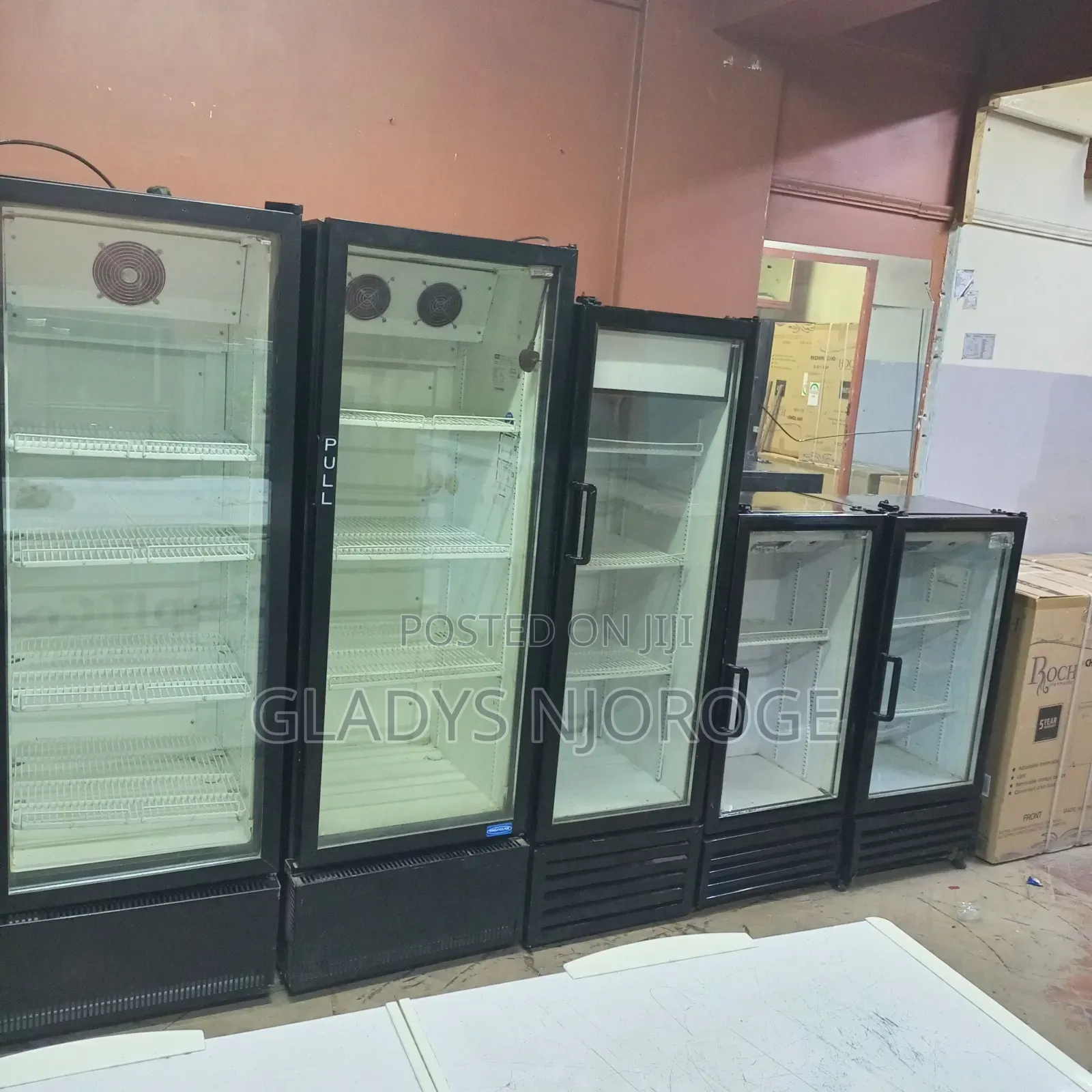 Display Affordable Chiller