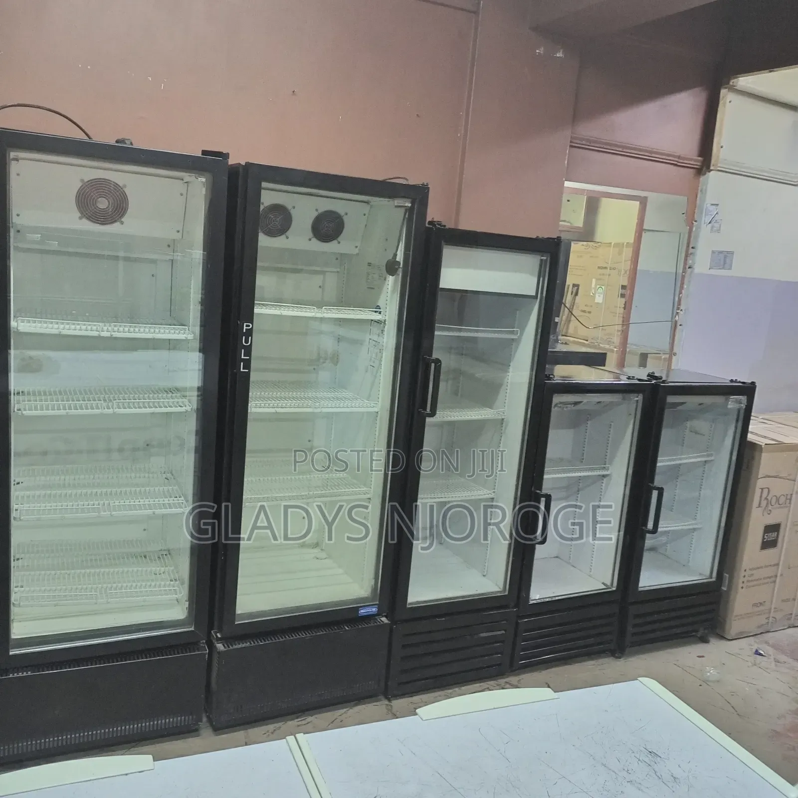 Display Affordable Chiller