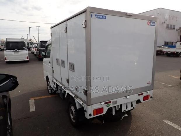 Suzuki Carry - thumbnail 2