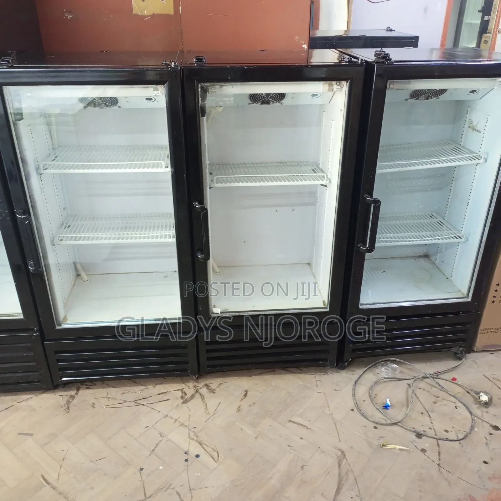 Display ( Small Size) Fridge 100l