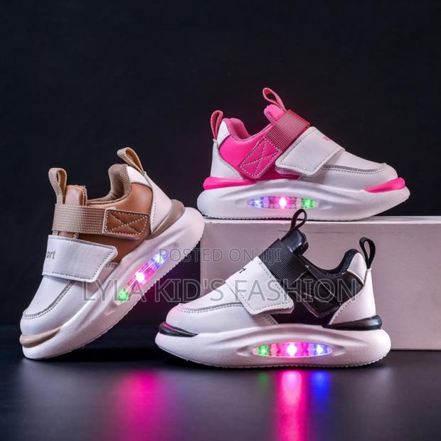 Light Shoes - thumbnail 2