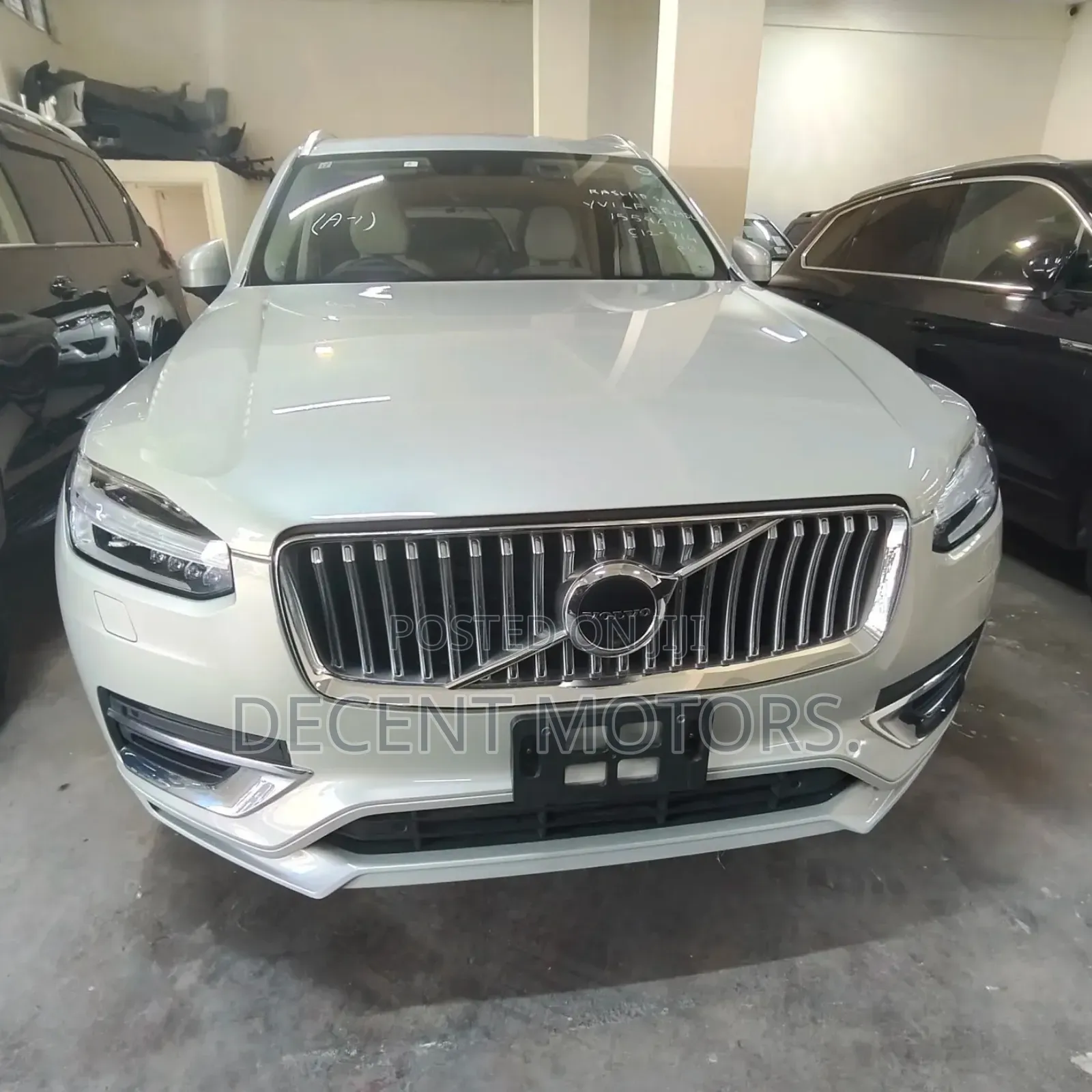 Volvo XC90 2020 Gold