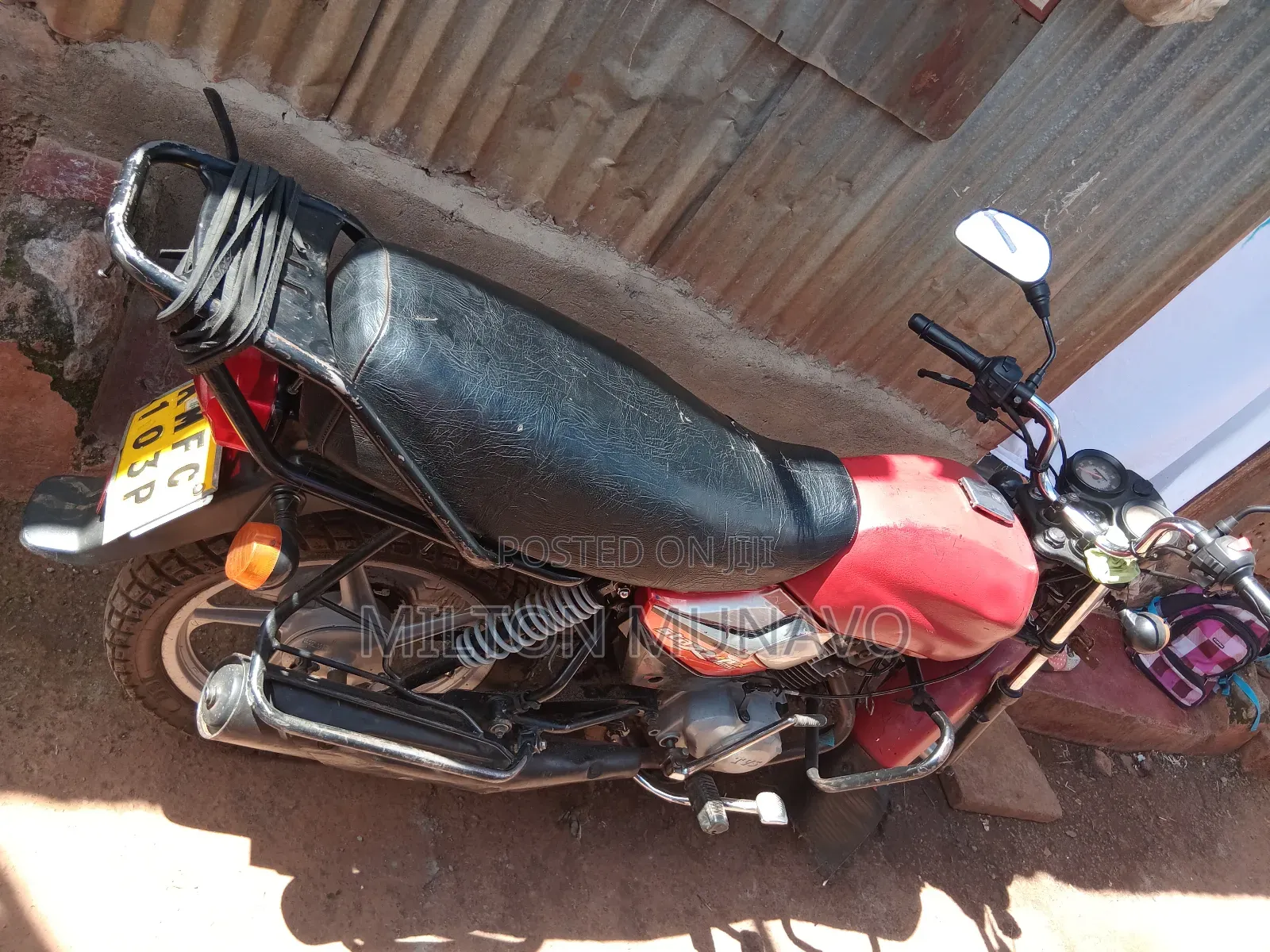 TVS HLX 125 2020 Red